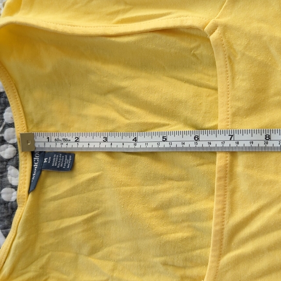 ModCloth T-shirt - Picture 4 of 5